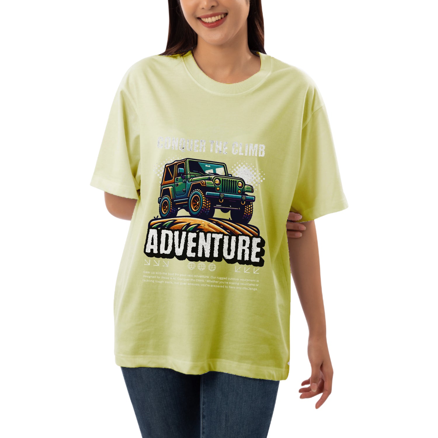 Conquer the climb adventure Women's Oversized T-shirt