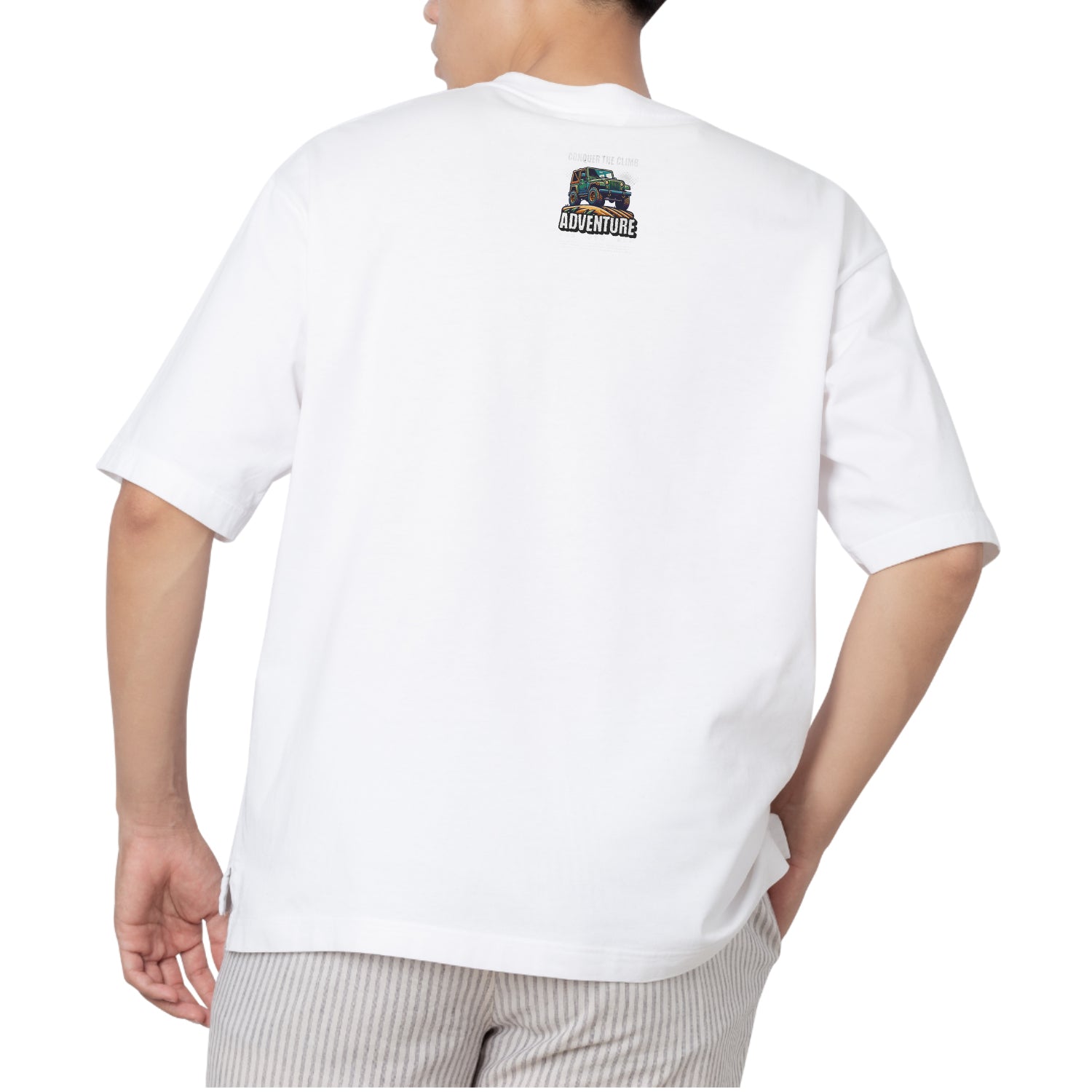 Conquer the climb adventure Oversized T-shirt